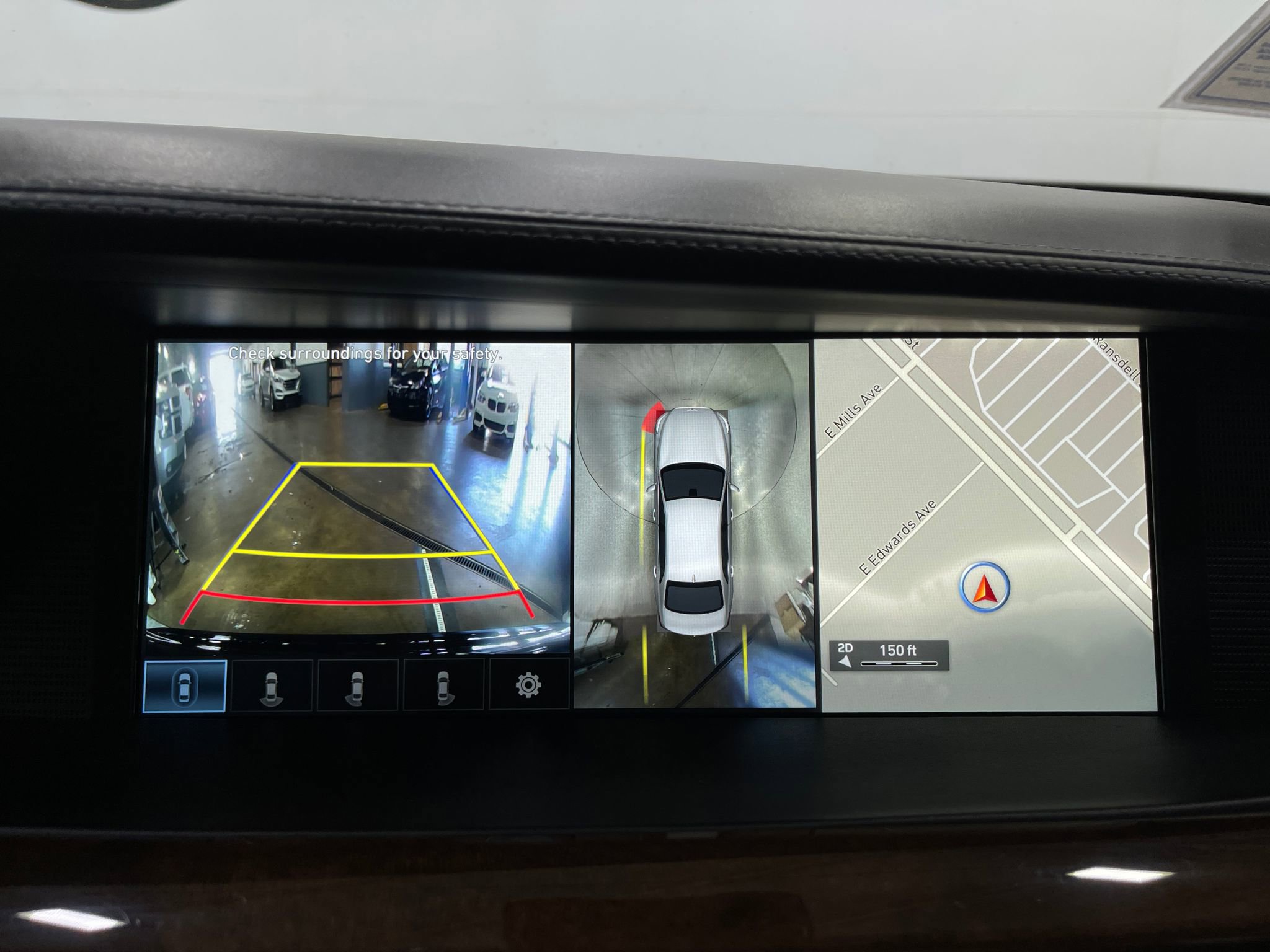 Used 2018 Genesis G90 3.3T Premium AWD/4WD image 11