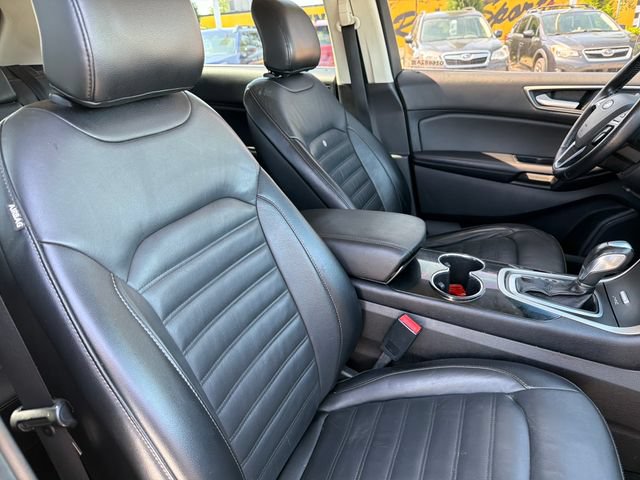 Used 2017 Ford Edge SEL w/ Equipment Group 201A FWD image 25