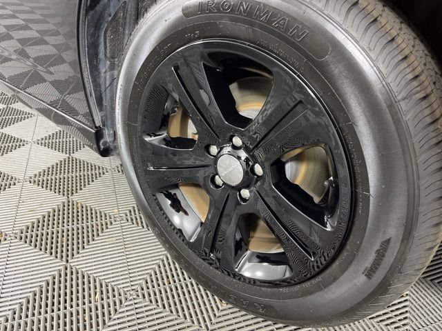 Used 2023 Dodge Charger SXT RWD image 14