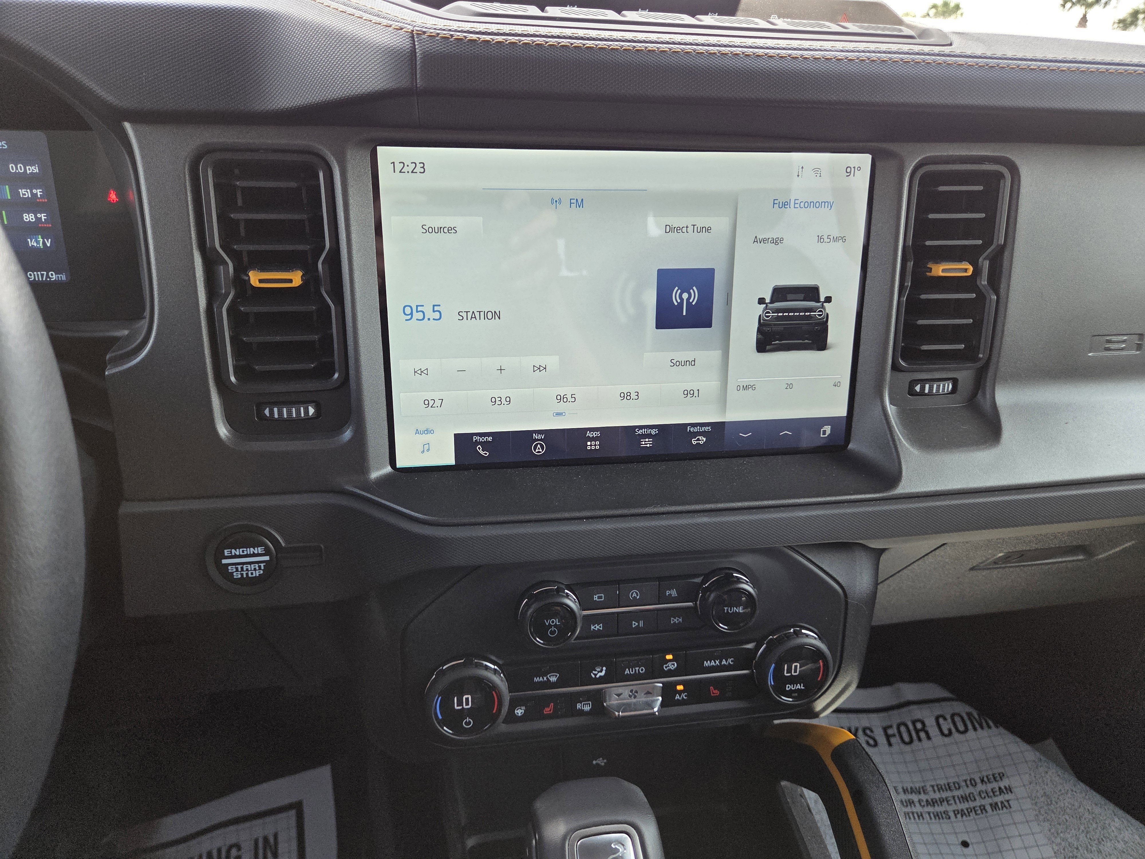 Used 2024 Ford Bronco Badlands AWD/4WD image 36