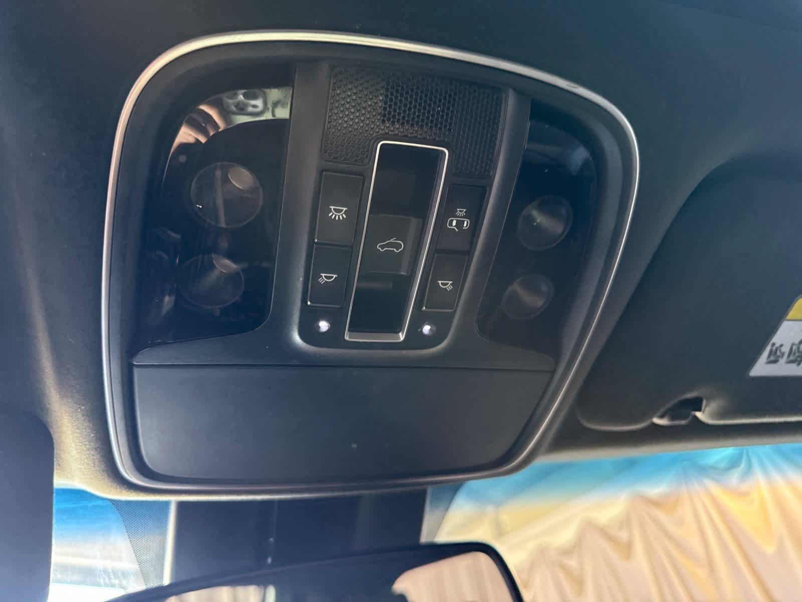 Used 2019 Kia Sorento SX AWD/4WD image 23