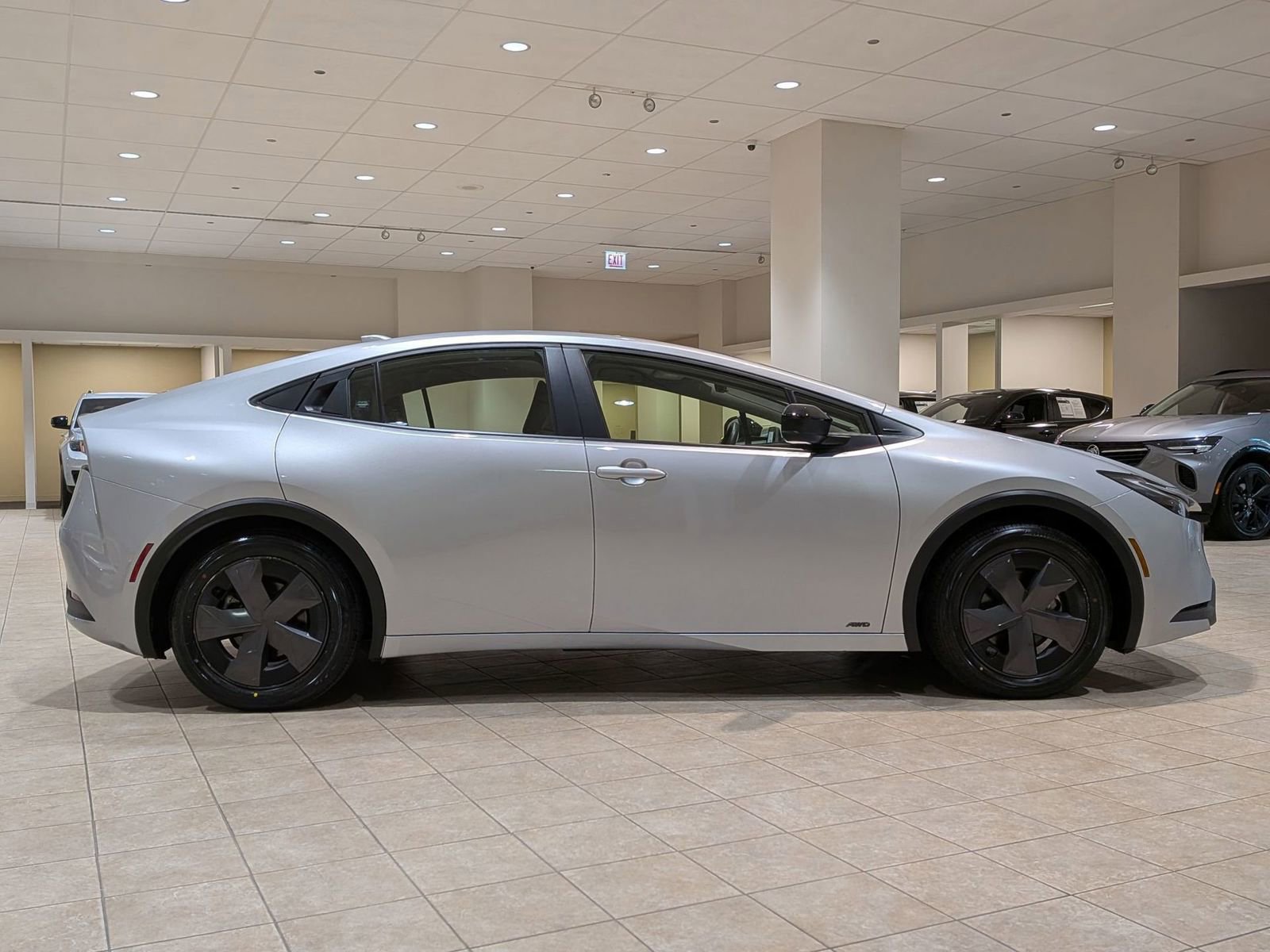 Used 2024 Toyota Prius LE image 8