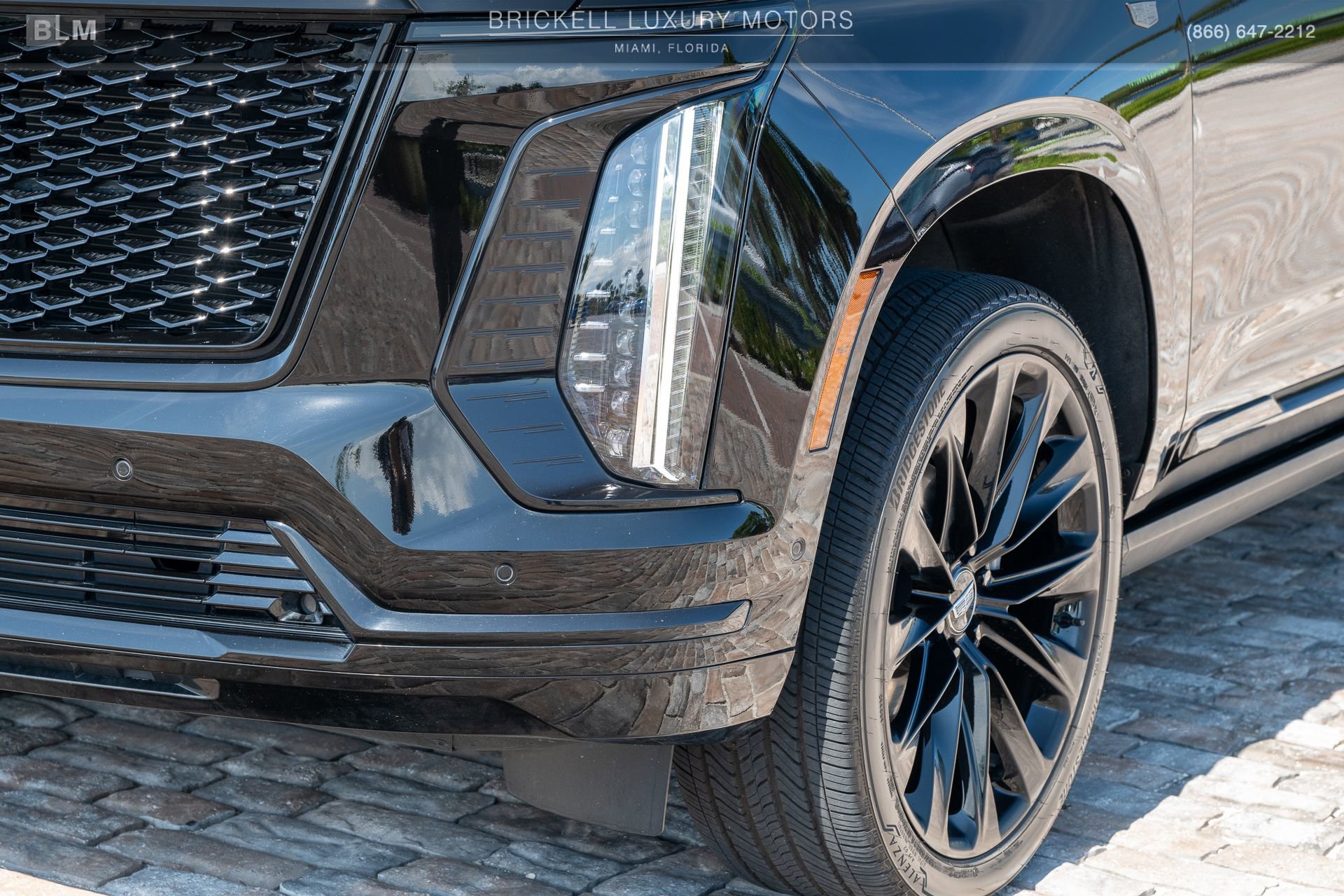 Used 2026 Cadillac Escalade Platinum Sport w/ LPO, ONYX Package AWD/4WD image 53