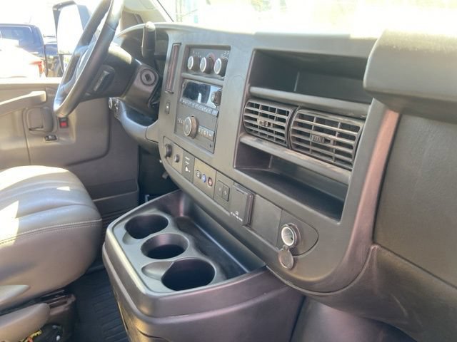 Used 2021 Chevrolet Express 3500 w/ Power Convenience Package RWD image 28