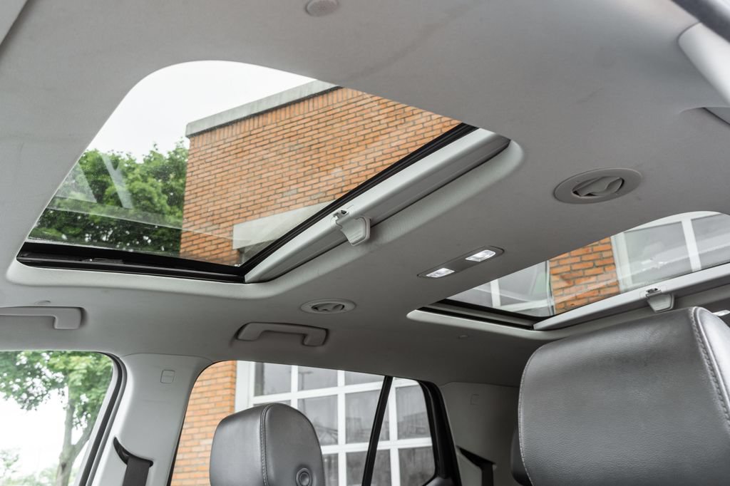 Used 2018 Chevrolet Traverse LT AWD/4WD image 10