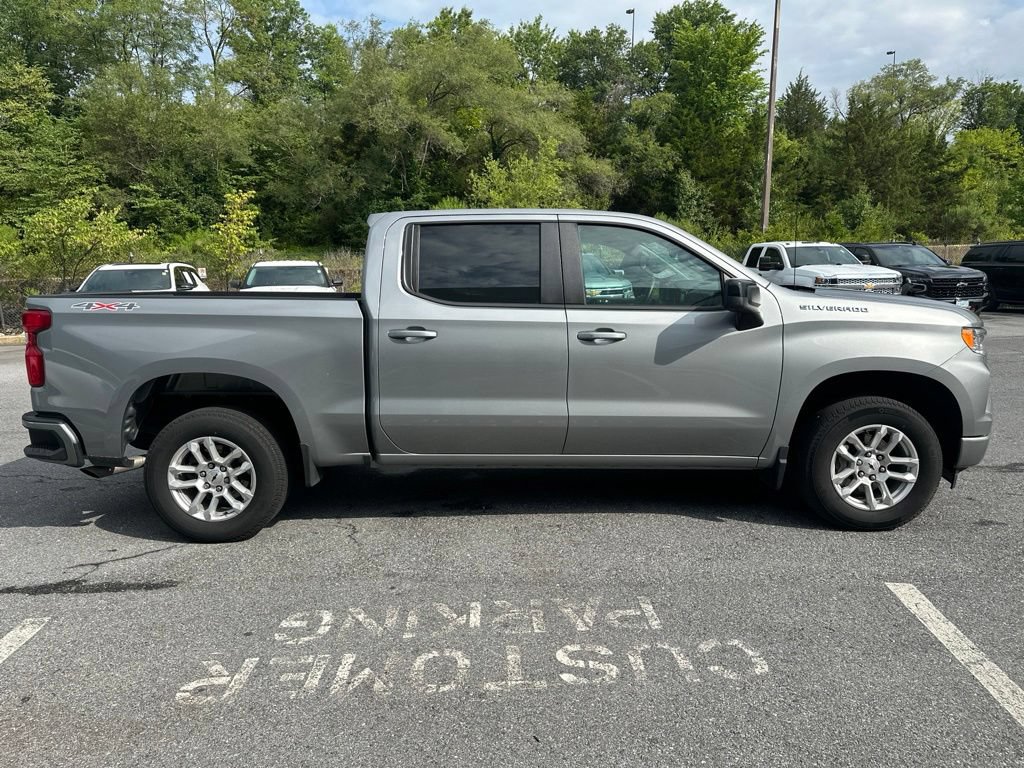 Used 2024 Chevrolet Silverado 1500 RST AWD/4WD image 4