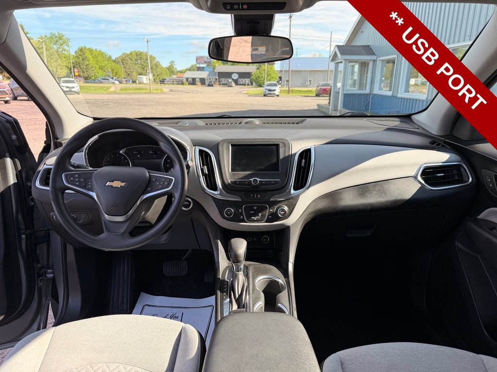 Used 2023 Chevrolet Equinox LS w/ LS Convenience Package AWD/4WD image 16