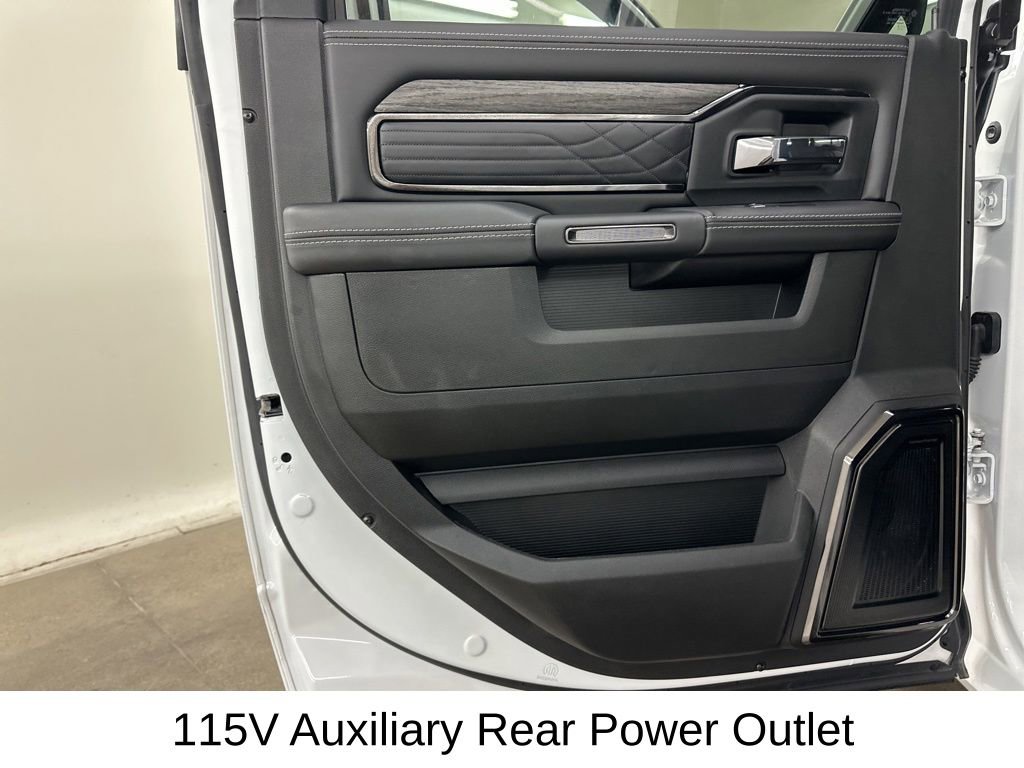 Used 2025 RAM 2500 Limited image 29