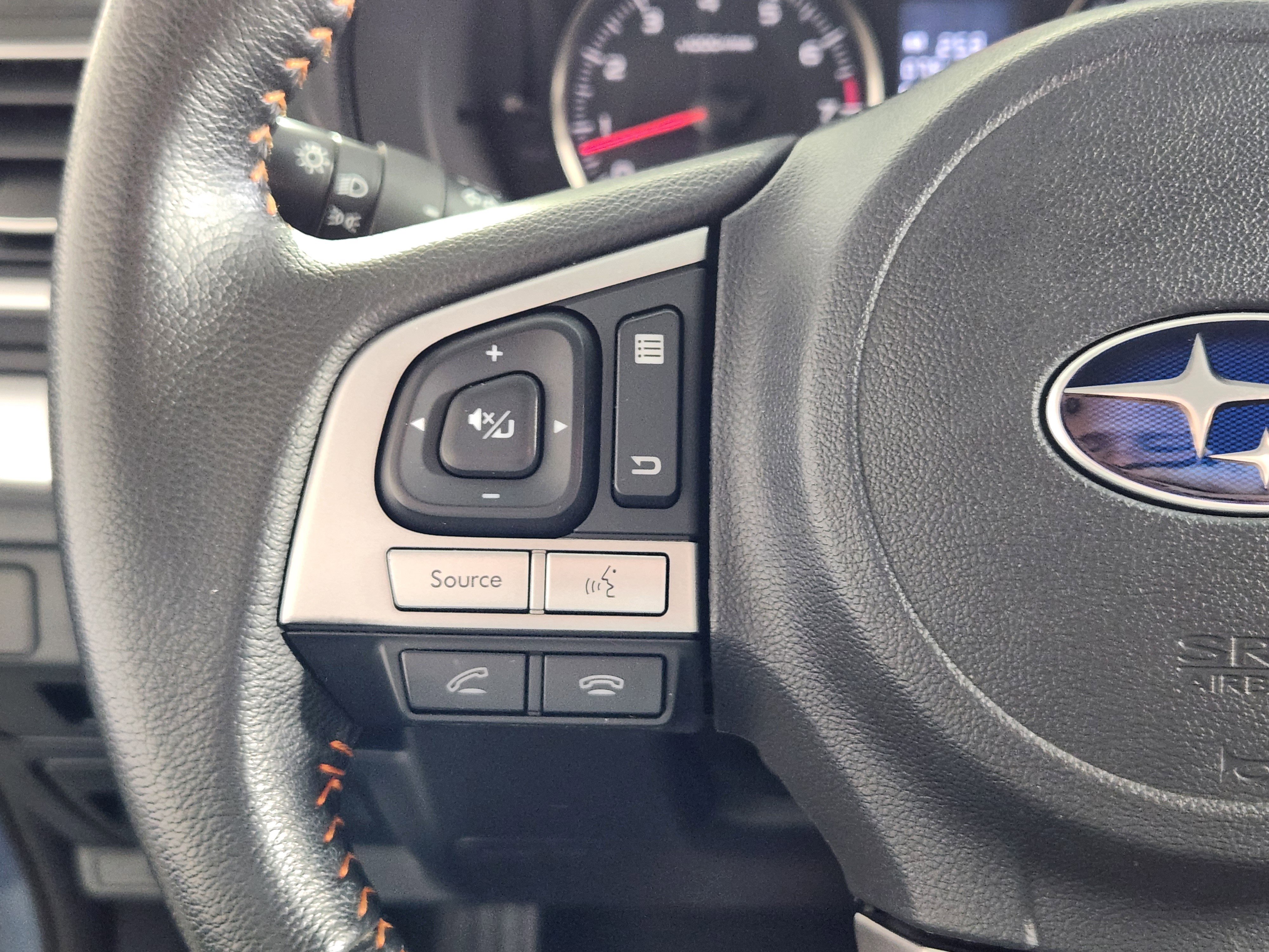 Used 2017 Subaru Crosstrek 2.0i Premium image 18