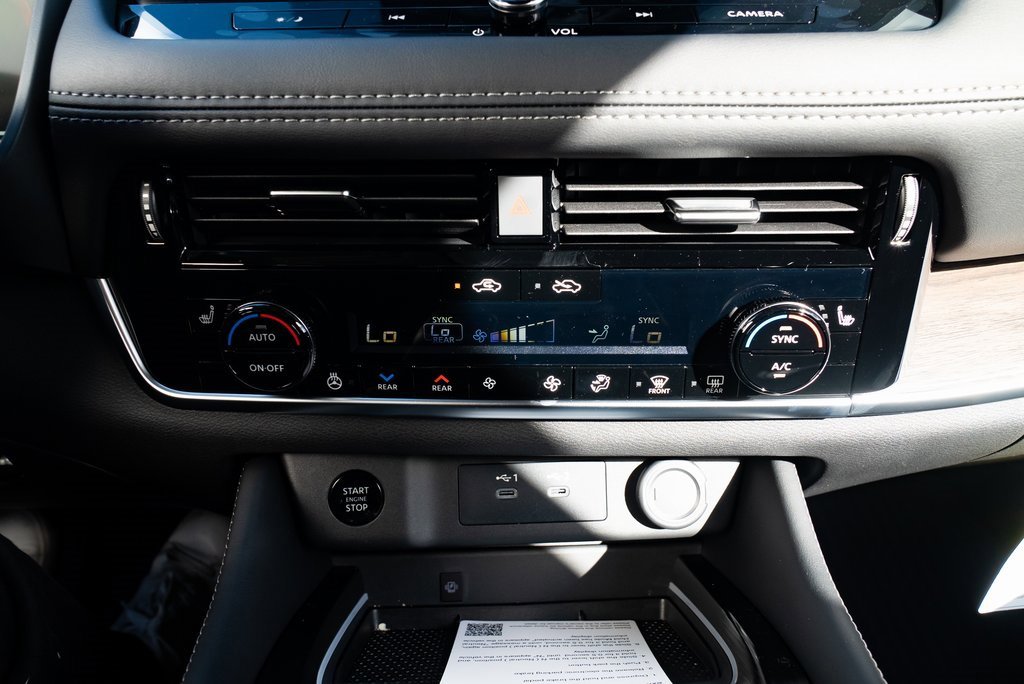 New 2026 Nissan Rogue Platinum image 17