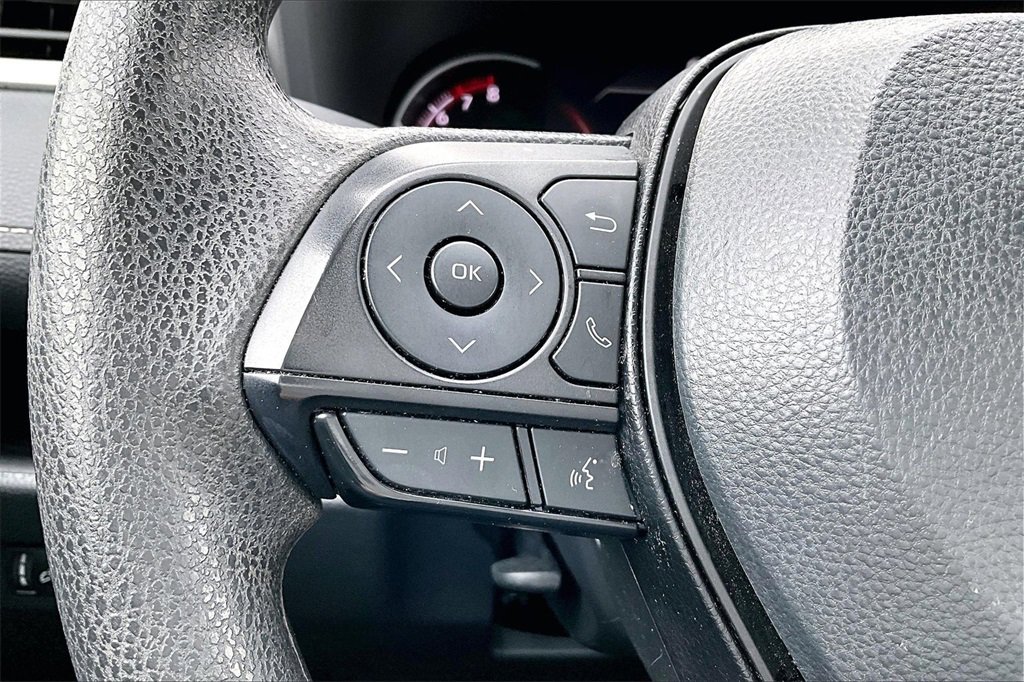 Used 2024 Toyota RAV4 LE image 16