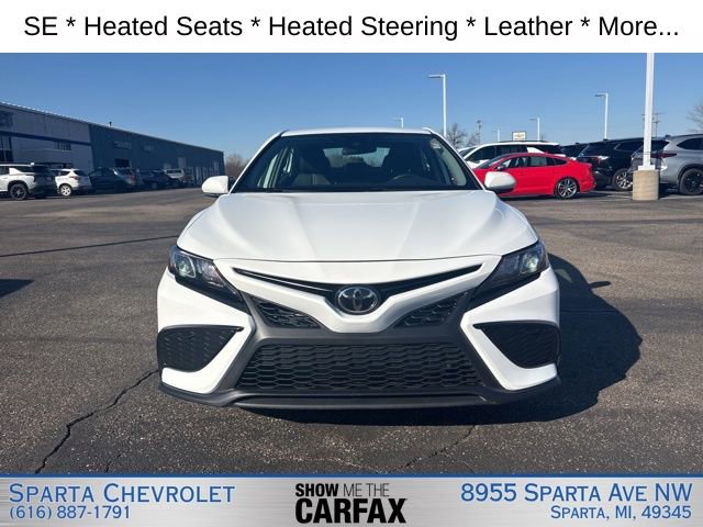 Used 2024 Toyota Camry SE image 8