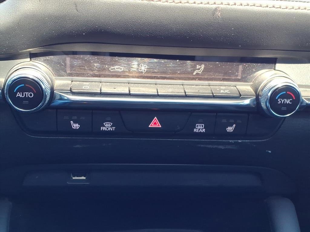 Used 2019 MAZDA MAZDA3 Sedan w/ Premium Package image 20