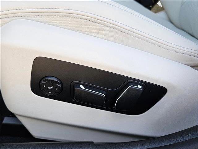 New 2026 BMW i5 eDrive40 w/ M Sport Package video 4