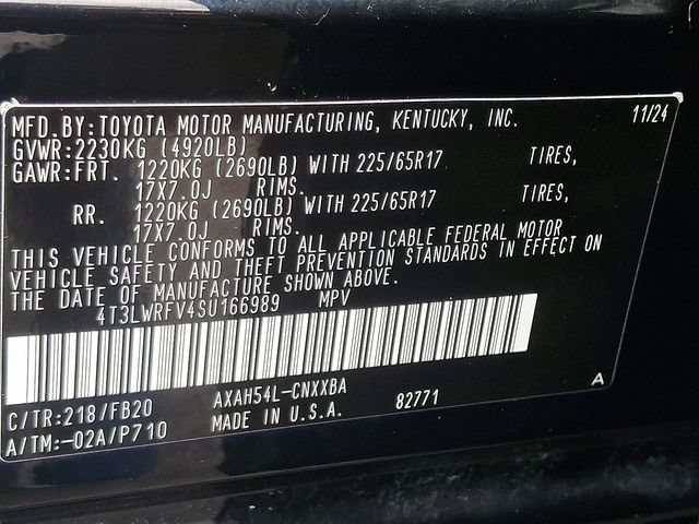 Used 2025 Toyota RAV4 LE AWD/4WD image 26