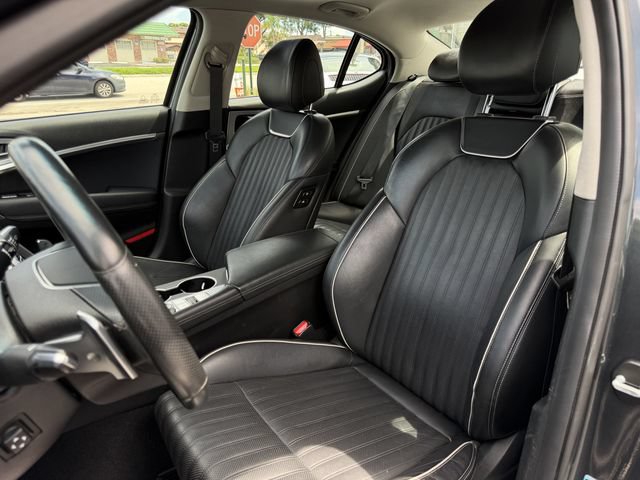 Used 2021 Genesis G70 2.0T w/ Elite Package RWD image 11
