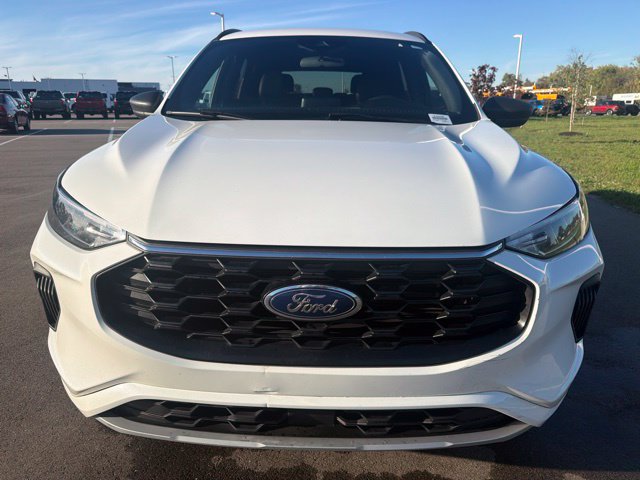 Used 2023 Ford Escape ST-Line w/ Equipment Group 301A FWD image 3