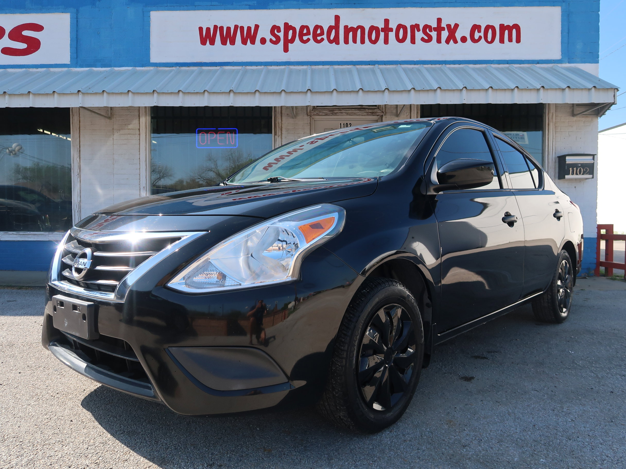 Used 2018 Nissan Versa S image 5