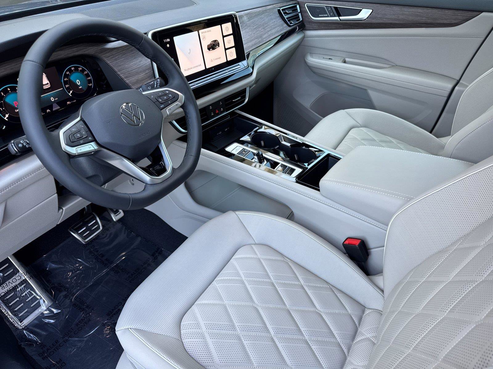 New 2026 Volkswagen Atlas SEL Premium R-Line image 9