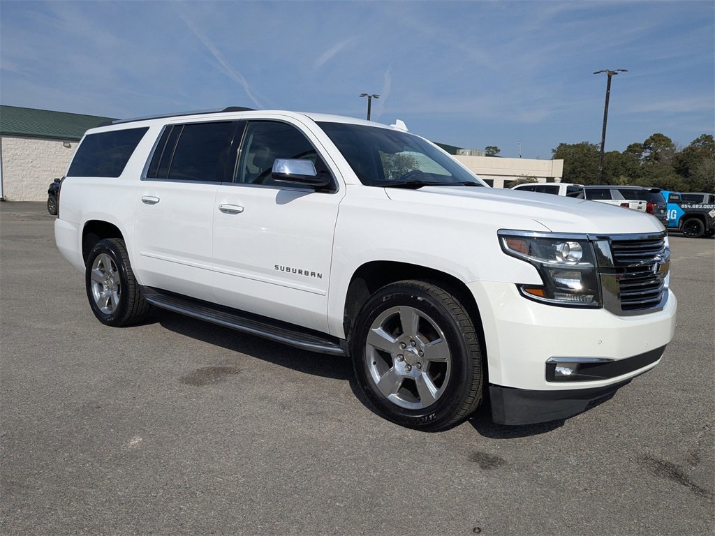 Used 2020 Chevrolet Suburban Premier image 2