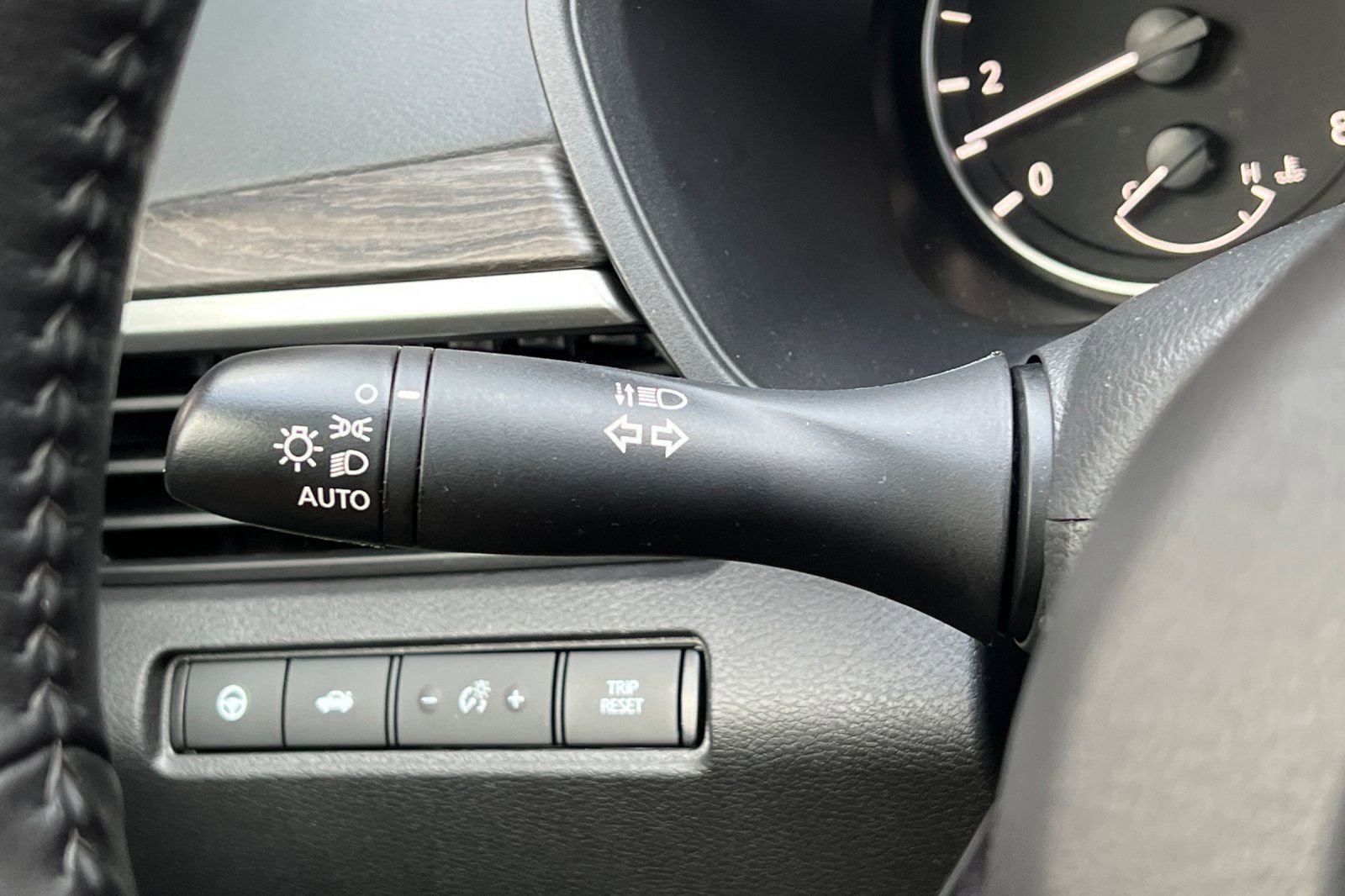 Used 2024 Nissan Altima 2.5 SL image 33