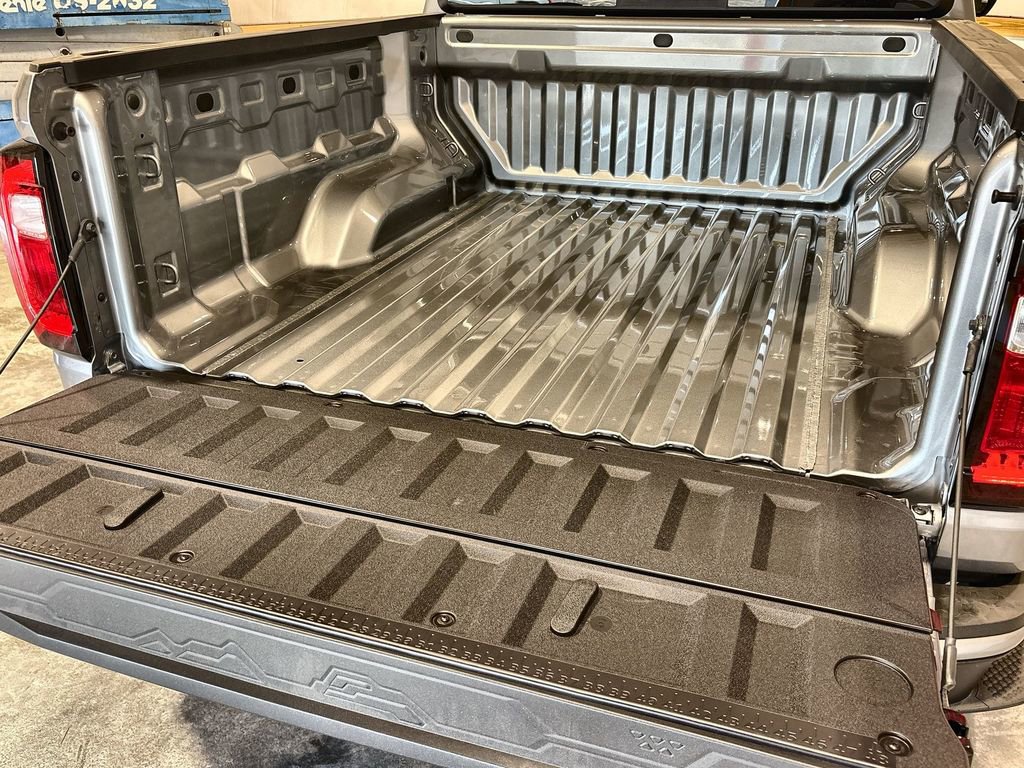 New 2026 GMC Canyon Elevation w/ Convenience Package image 11