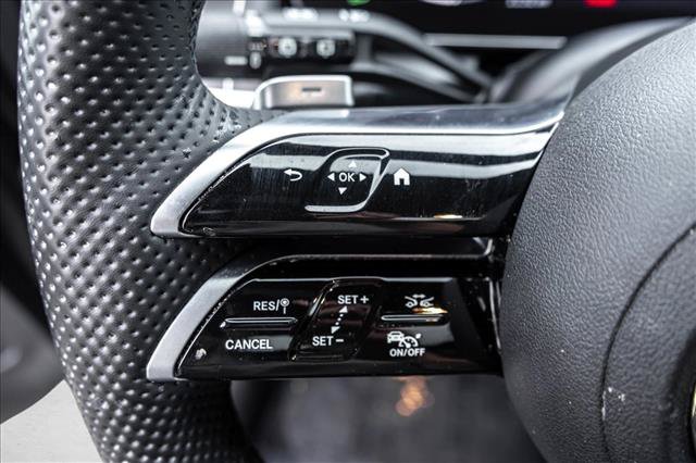 Used 2023 Mercedes-Benz GLC 300 4MATIC image 14