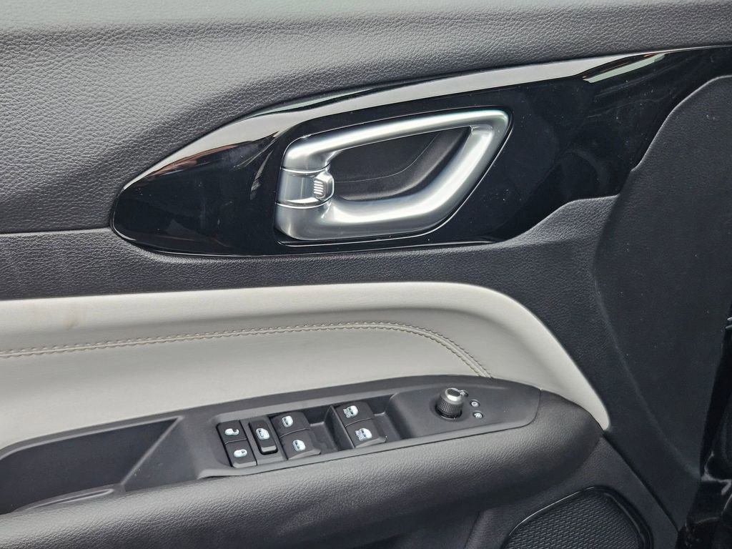 Certified 2026 Jeep Compass Limited image 11