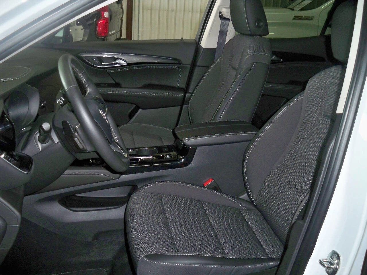 Used 2022 Buick Envision Preferred FWD image 7