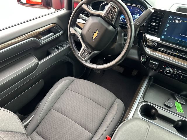 Used 2025 Chevrolet Silverado 2500 LT w/ Safety Package AWD/4WD image 22