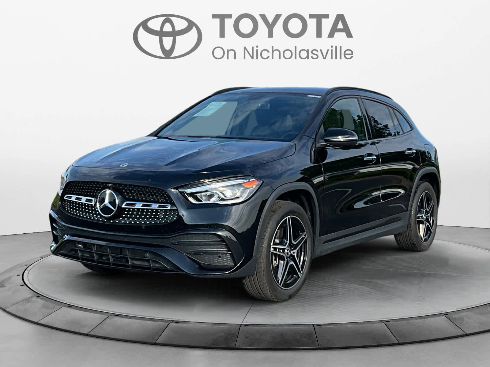 Used 2023 Mercedes-Benz GLA 250 4MATIC image 1