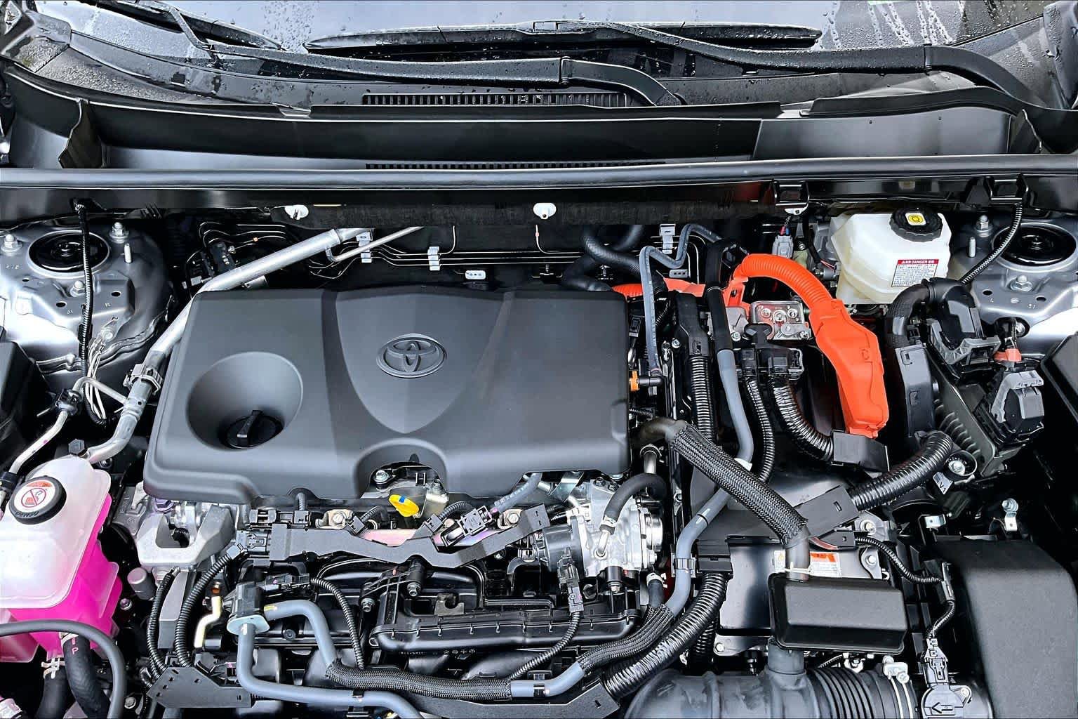 Certified 2025 Toyota RAV4 XSE w/ Advanced Technology Package AWD/4WD image 32