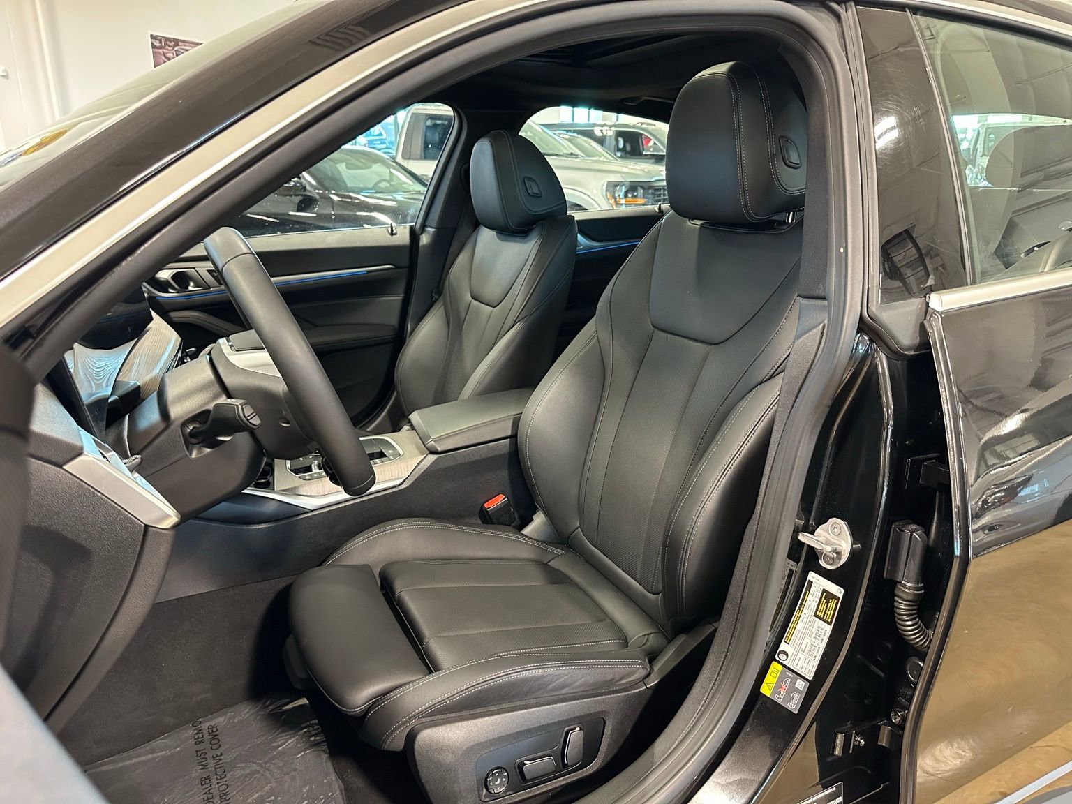 Used 2025 BMW i4 xDrive40i image 13