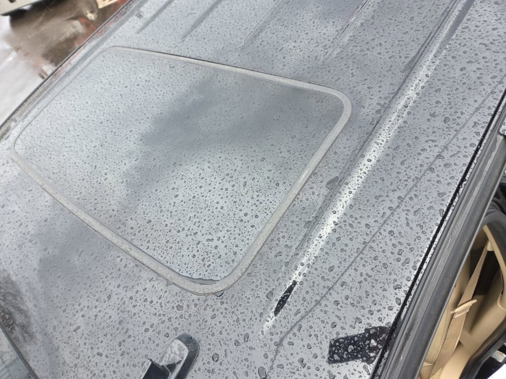 Used 2014 GMC Sierra 2500 Denali w/ Suspension Package, Off-Road image 13