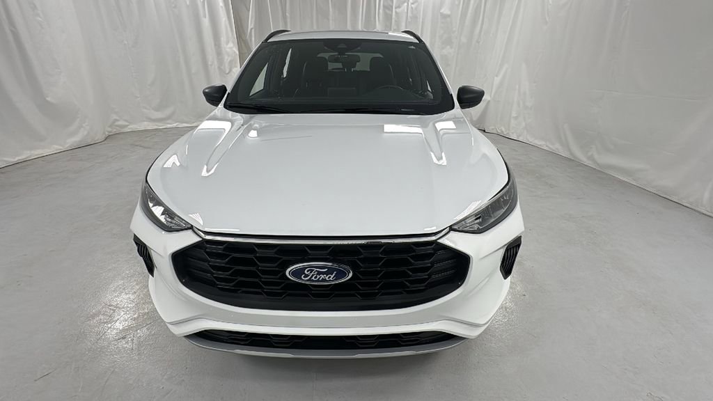 Used 2023 Ford Escape ST-Line image 8