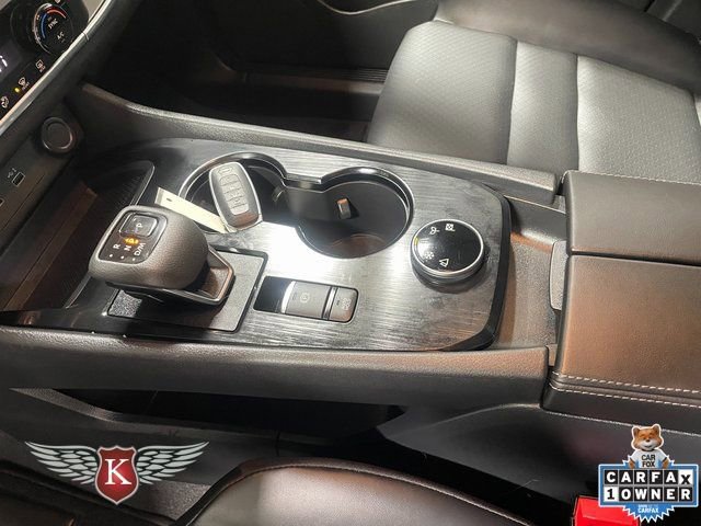 Used 2023 Nissan Rogue SV w/ SV Premium B Package image 18
