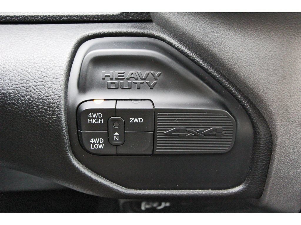Used 2024 RAM 3500 Big Horn AWD/4WD image 35