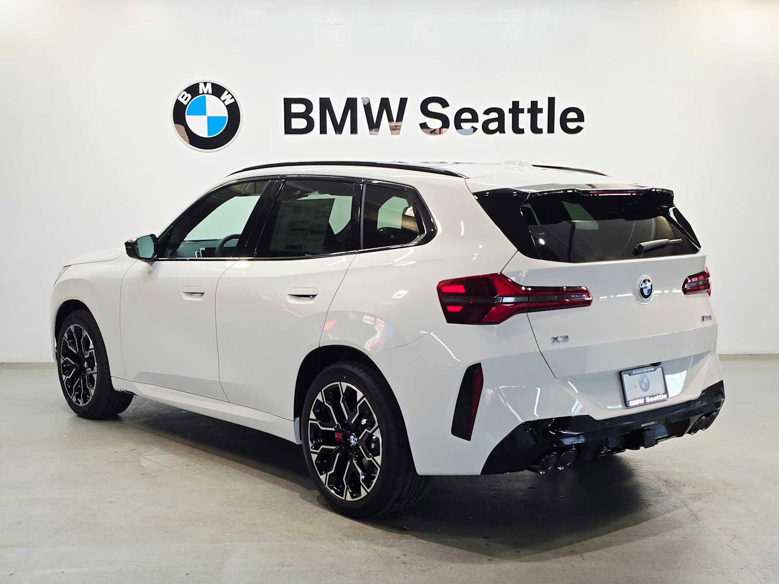 New 2026 BMW X3 M50 w/ Premium Package AWD/4WD image 4