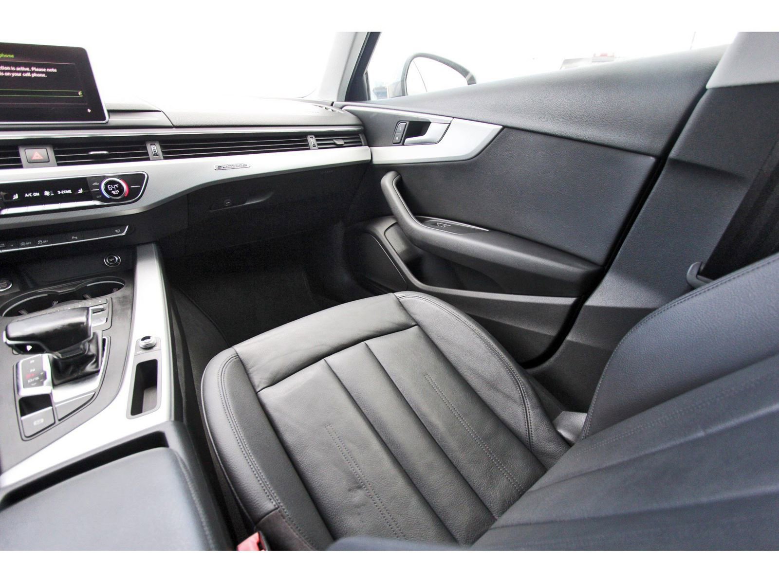 Used 2017 Audi A4 2.0T Premium image 12