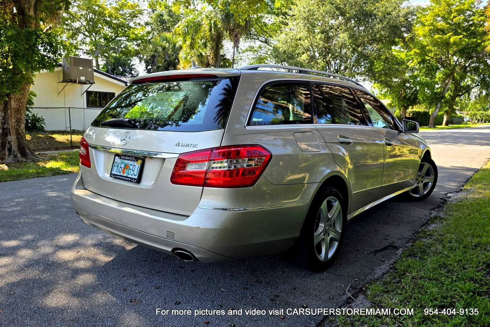 Used 2011 Mercedes-Benz E 350 4MATIC Wagon image 20