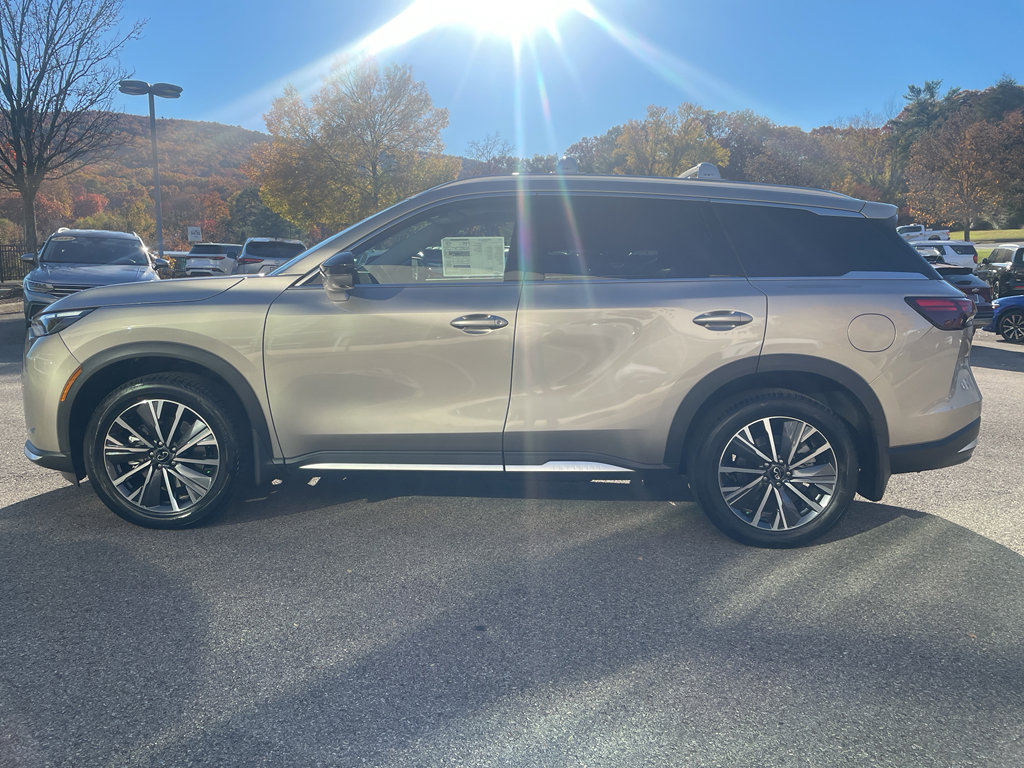New 2026 INFINITI QX60 Luxe image 11