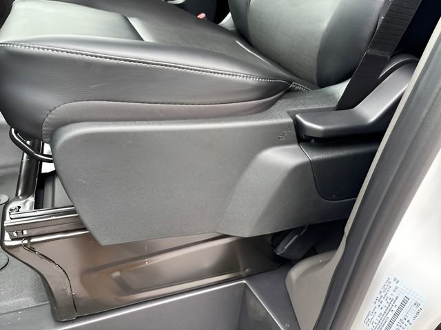 New 2025 Ford Transit 250 148 Medium Roof w/ Load Area Protection Package image 30