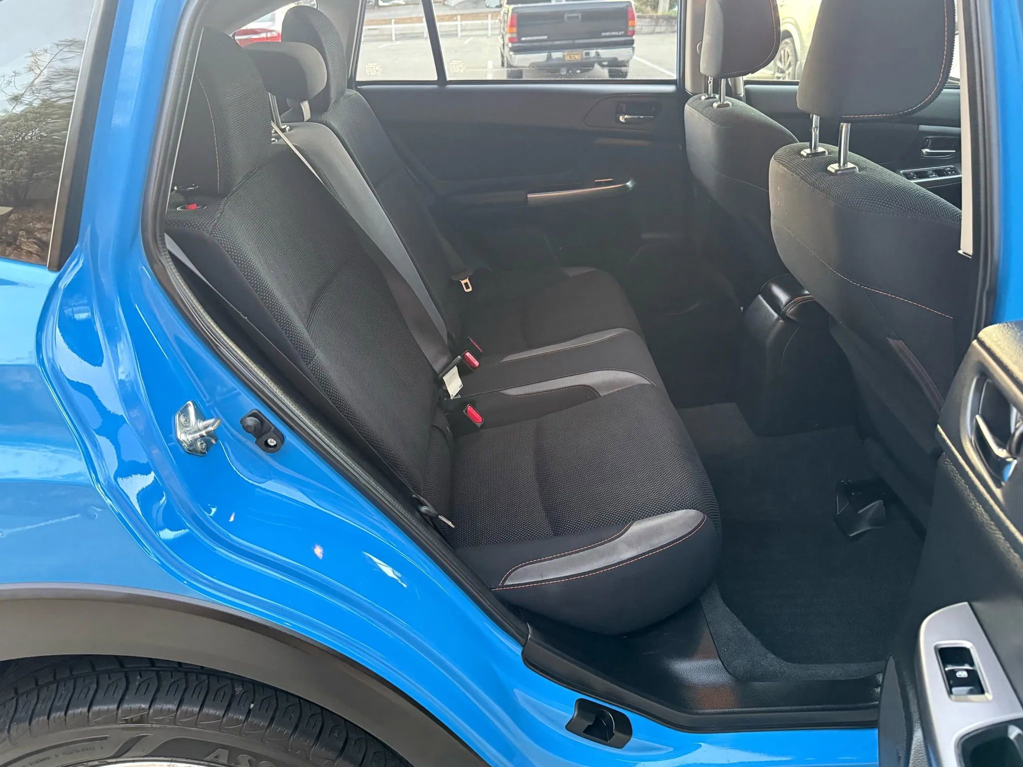 Used 2017 Subaru Crosstrek 2.0i Premium image 18