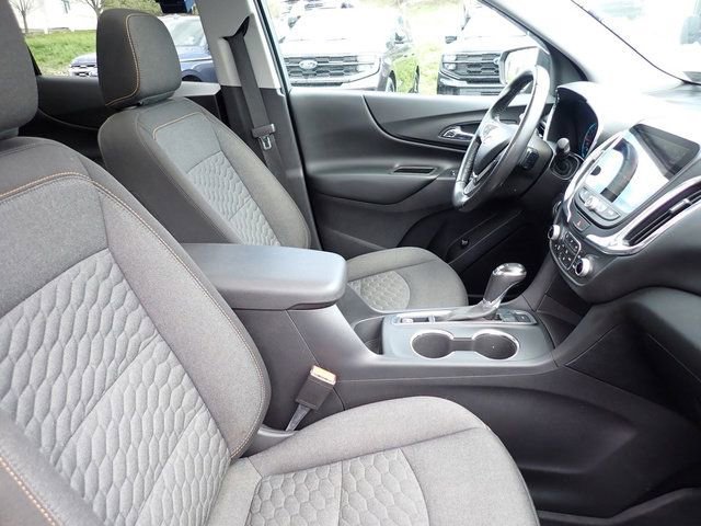 Used 2019 Chevrolet Equinox LT w/ Sun & Navigation Package AWD/4WD image 11