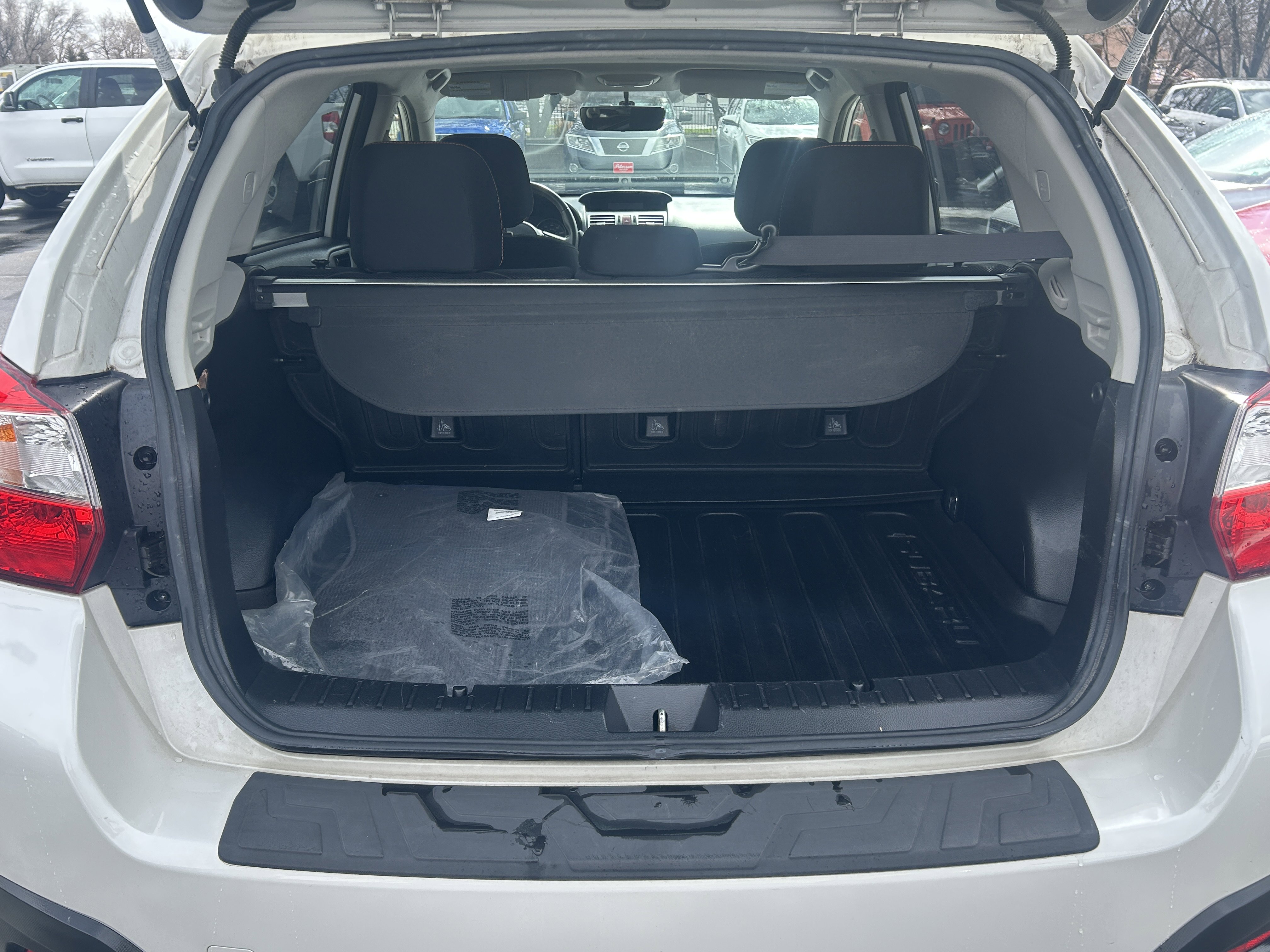 Used 2017 Subaru Crosstrek 2.0i Premium image 8