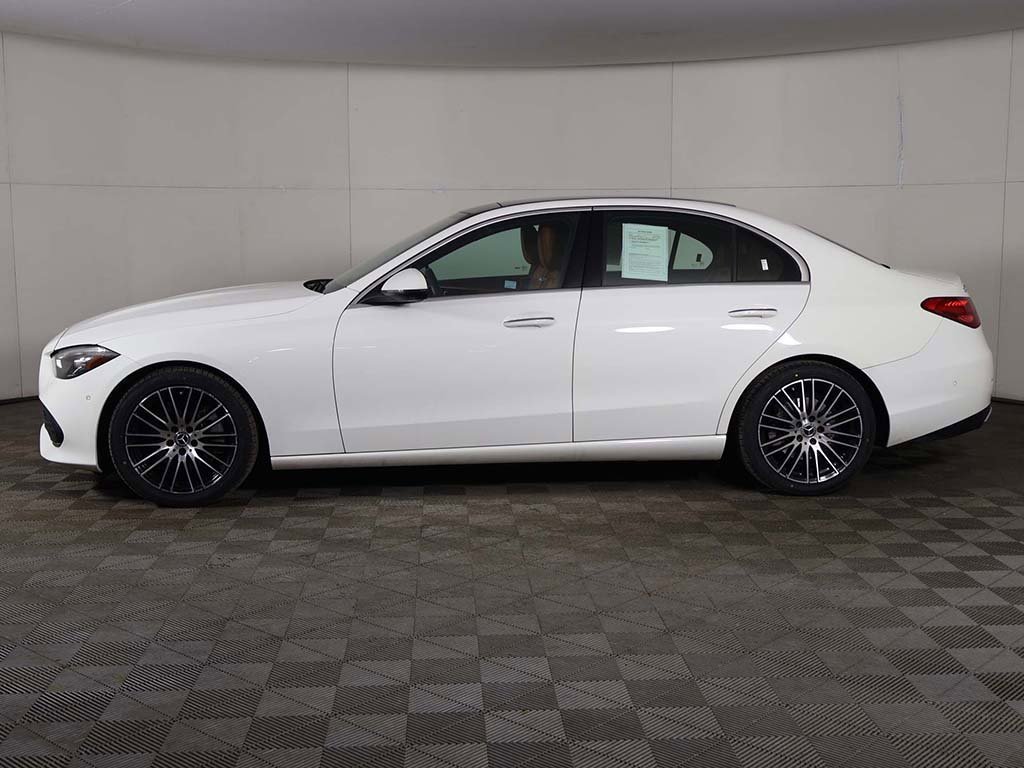 Used 2022 Mercedes-Benz C 300 4MATIC Sedan w/ Exclusive Trim Package image 16