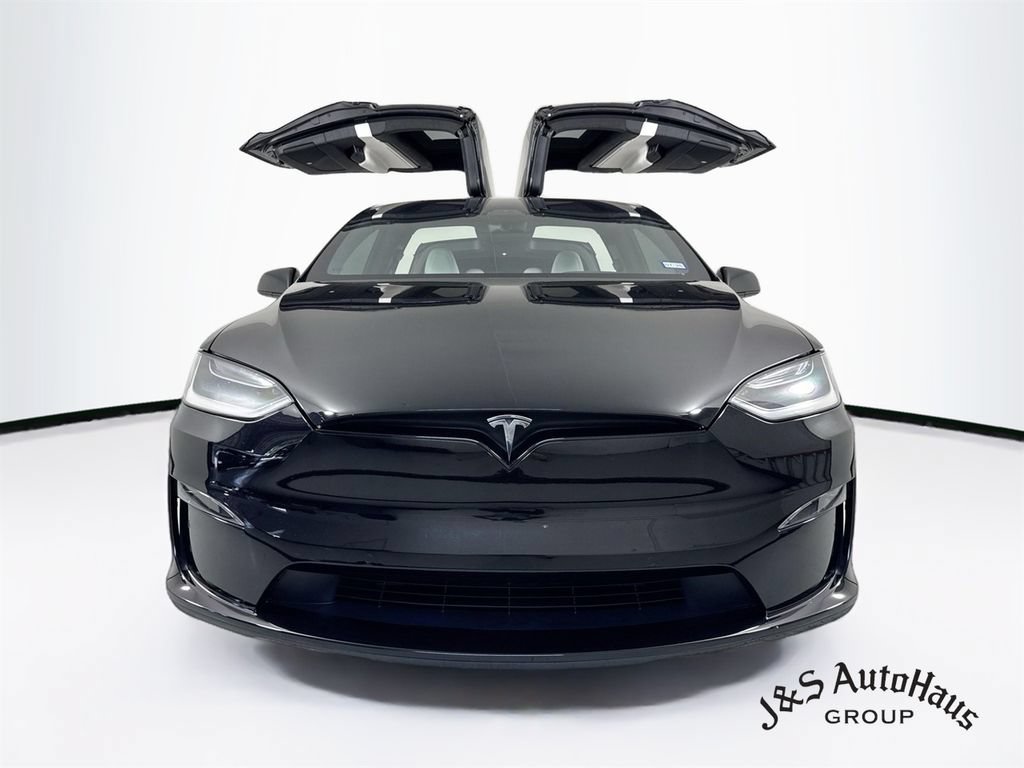 Used 2022 Tesla Model X Plaid AWD/4WD image 2