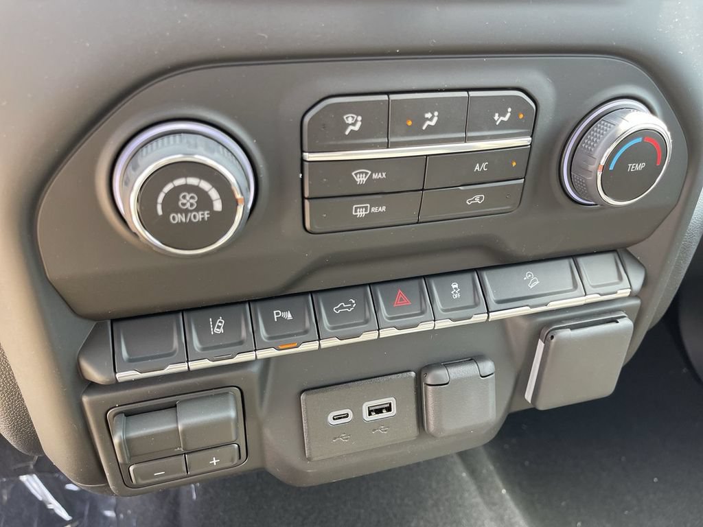 New 2026 Chevrolet Silverado 2500 Custom w/ Custom Value Package AWD/4WD image 18