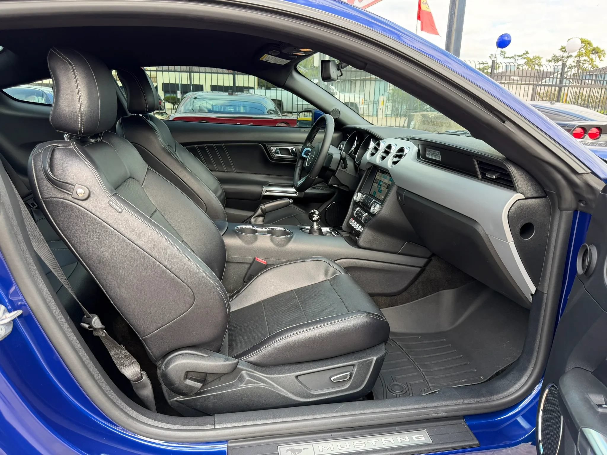 Used 2016 Ford Mustang GT Premium w/ Equipment Group 401A RWD image 18
