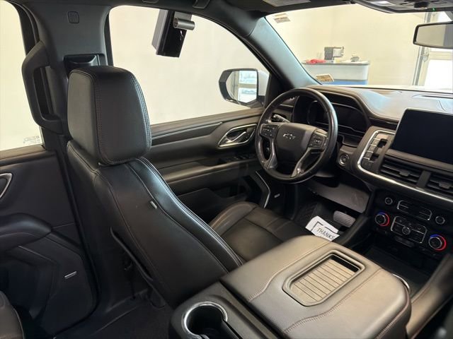 Used 2022 Chevrolet Suburban RST w/ Luxury Package AWD/4WD image 32